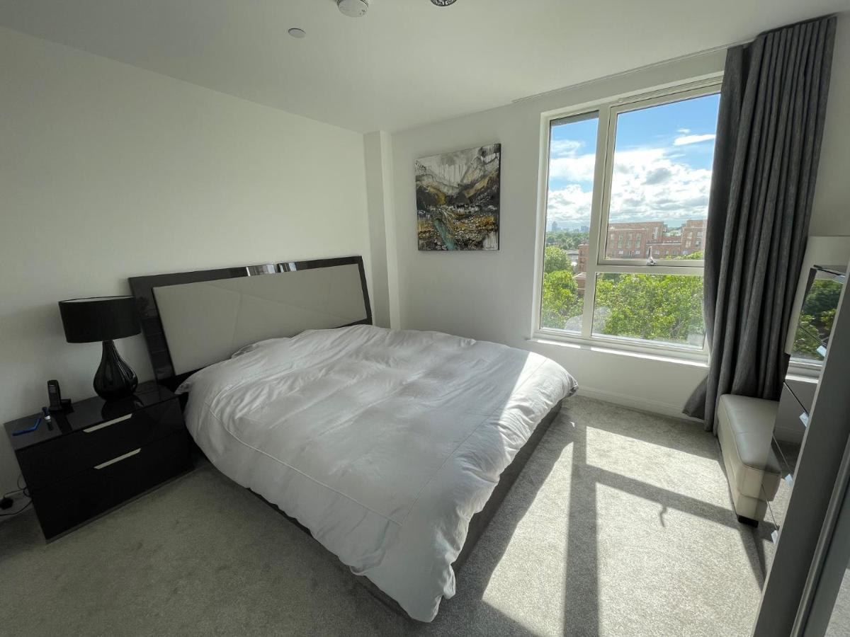 伦敦Modern Penthouse Flat With Free Indoor Parking公寓 外观 照片