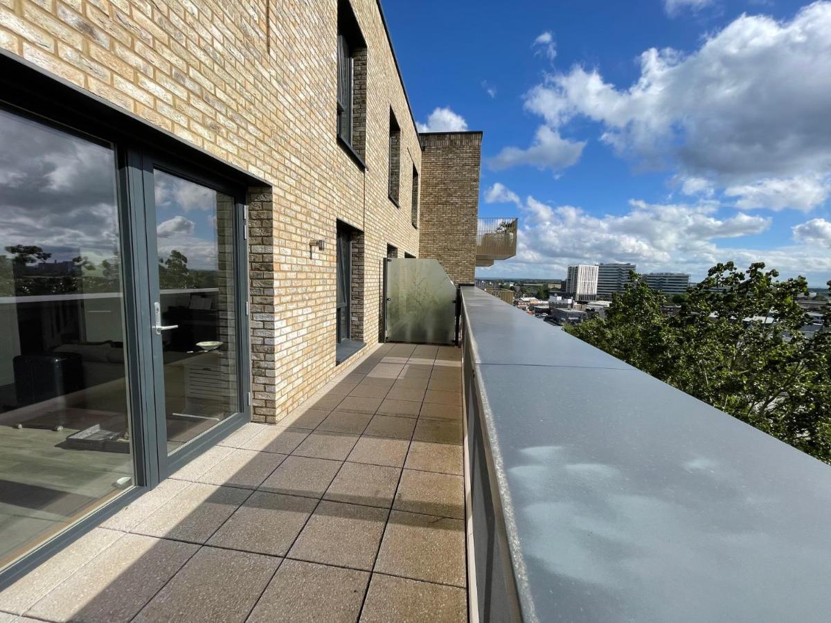 伦敦Modern Penthouse Flat With Free Indoor Parking公寓 外观 照片